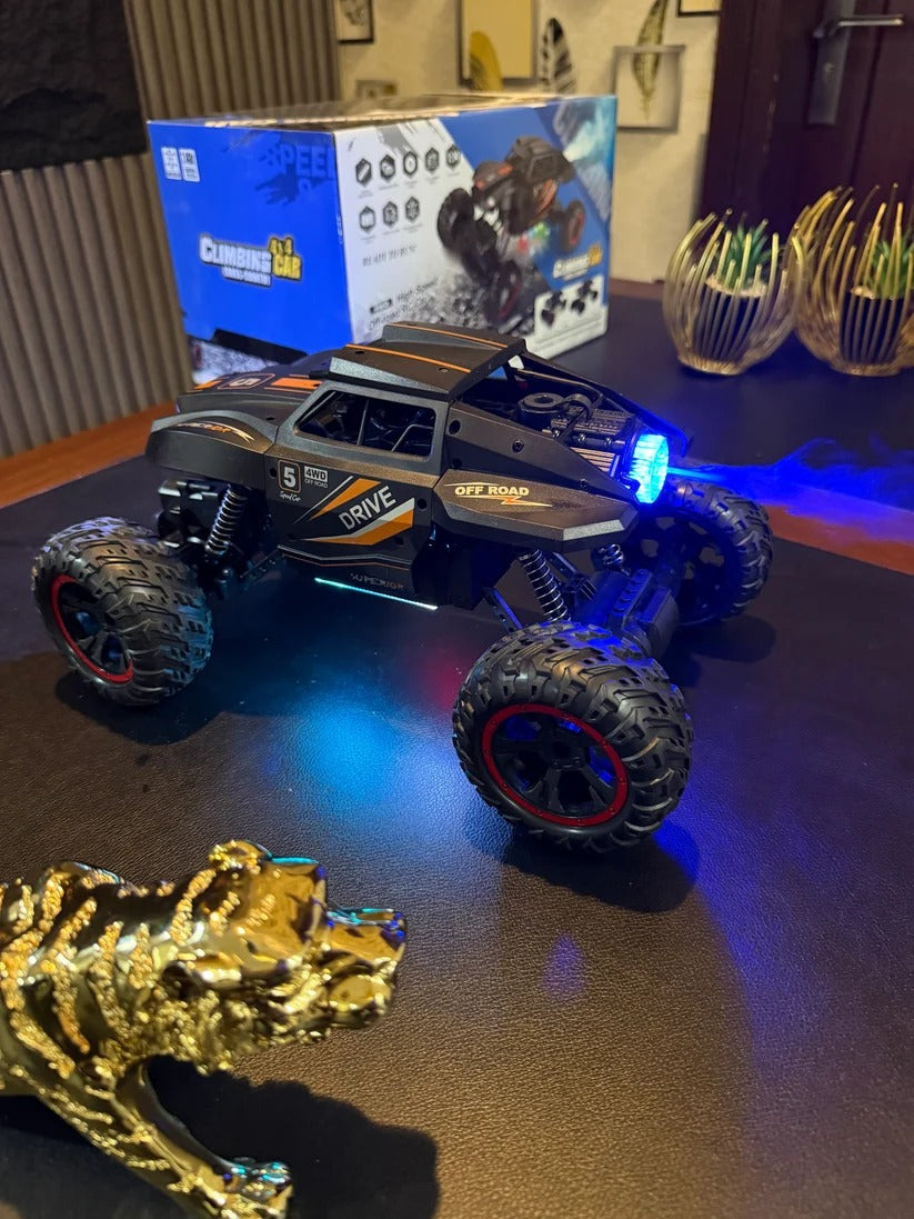 2.4GHz RC 4x4 Off-Road Climbing Spray Truck