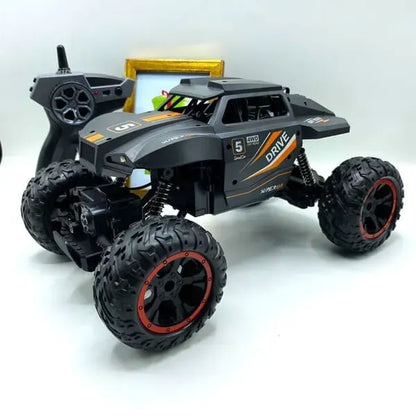 2.4GHz RC 4x4 Off-Road Climbing Spray Truck